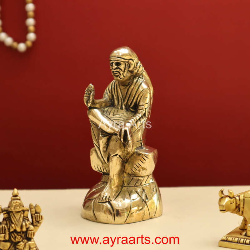 Shirdi Sai Baba Handmade Brass Sculpture - 4.8 Inch Height