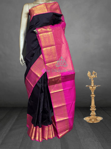 Nilakshi - The Saga of Kanchipuram 8942