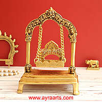 Brass Jhula 7.5 Inch Height