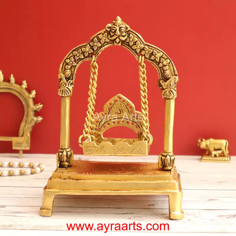 Brass Jhula 7.5 Inch Height
