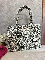 Bucket tote bag