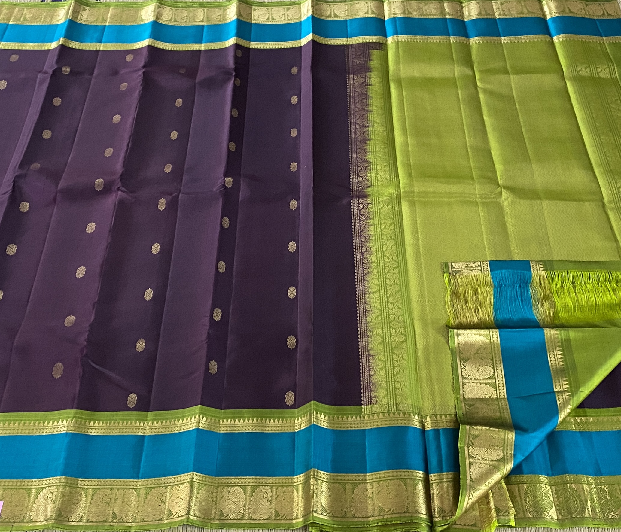 Suvarchala - Love for Your Silk Exclusives 8549