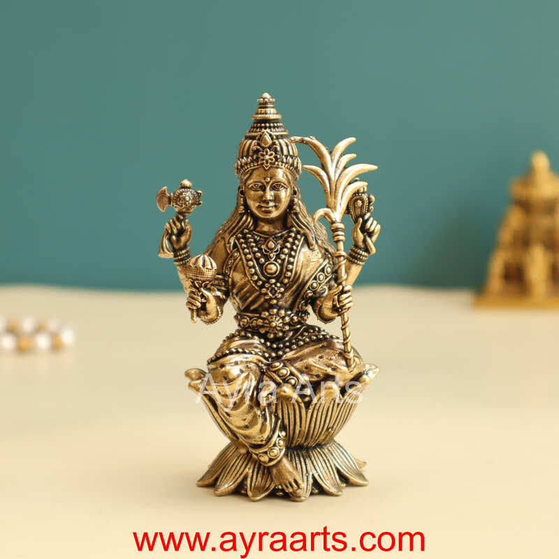 Premium Lalitha Devi 4 Inch Height