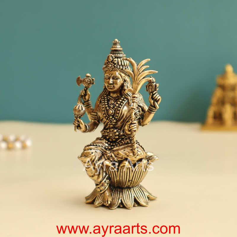 Premium Lalitha Devi 4 Inch Height