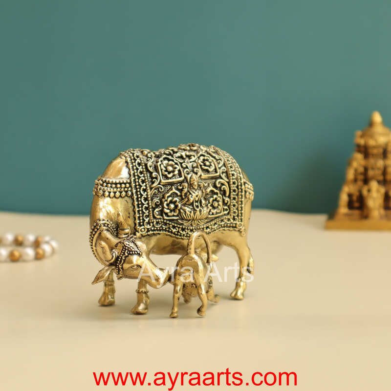 Premium Cow And Calf 3.7 Inch Height