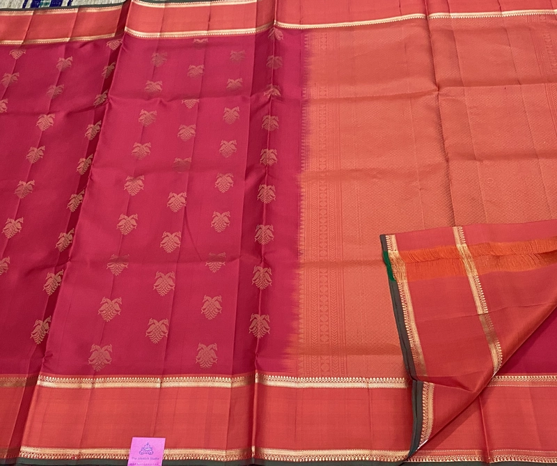Sundari – Signature of the SilkWalk Exclusives 18652