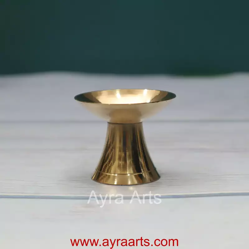 Round Pooja NNS Deepak Brass Diya
