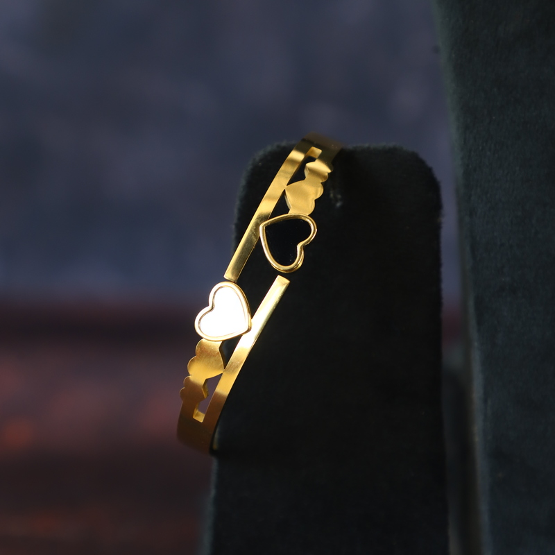 Heart Shape Gold Bracelet