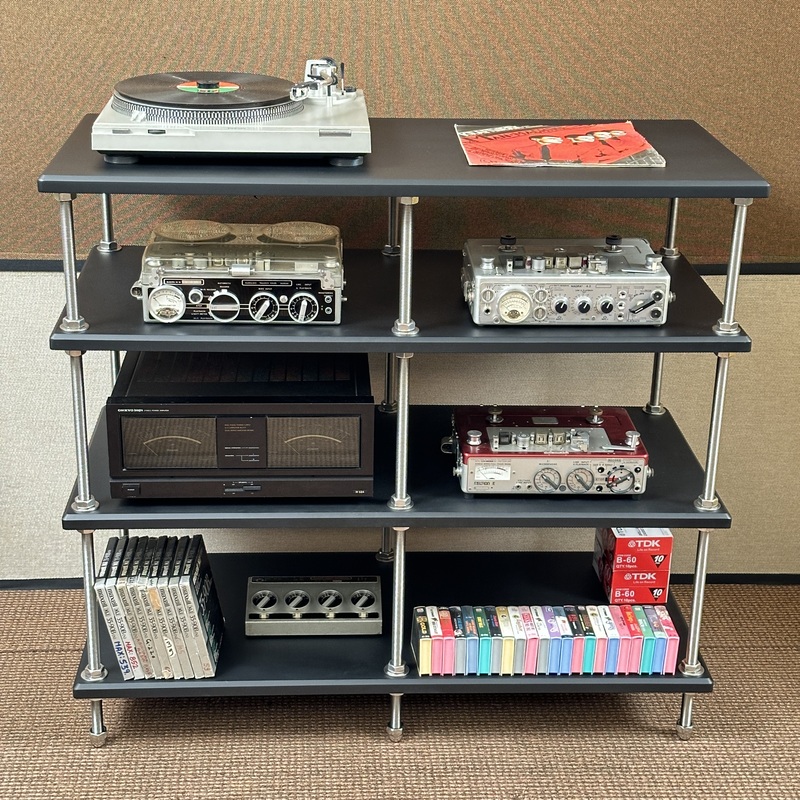 VAC - 4 Shelf Double Width - 44” x 20” AV Rack V2 - Black - AVR-4S-2CV2 VAC - 4 Shelf Double Width - 44” x 20” AV Rack V2 - Black - AVR-4S-2CV2