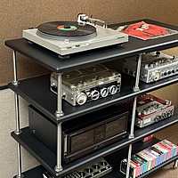 VAC - 4 Shelf Double Width - 44” x 20” AV Rack V2 - Black - AVR-4S-2CV2 VAC - 4 Shelf Double Width - 44” x 20” AV Rack V2 - Black - AVR-4S-2CV2