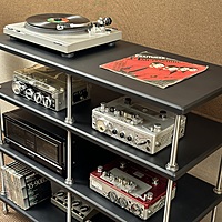 VAC - 4 Shelf Double Width - 44” x 20” AV Rack V2 - Black - AVR-4S-2CV2 VAC - 4 Shelf Double Width - 44” x 20” AV Rack V2 - Black - AVR-4S-2CV2