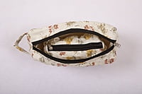 QUILTED TOILETRY KITS