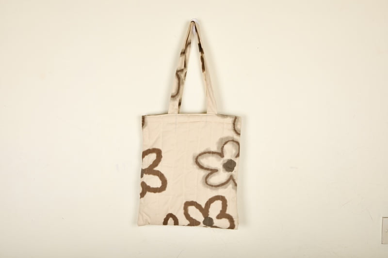 Quilted handbags in Cream Color