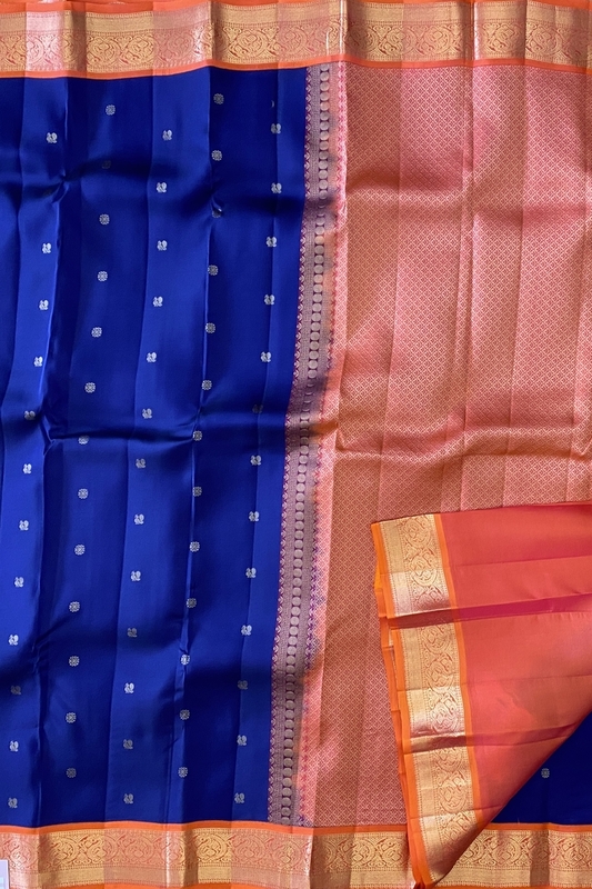 Janaki - The Silk Walk Delights - 23237