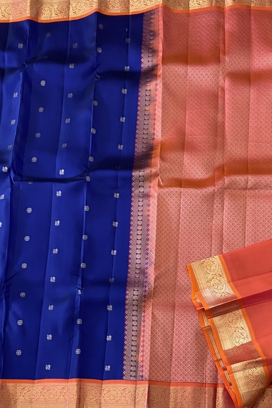 Janaki - The Silk Walk Delights - 23237