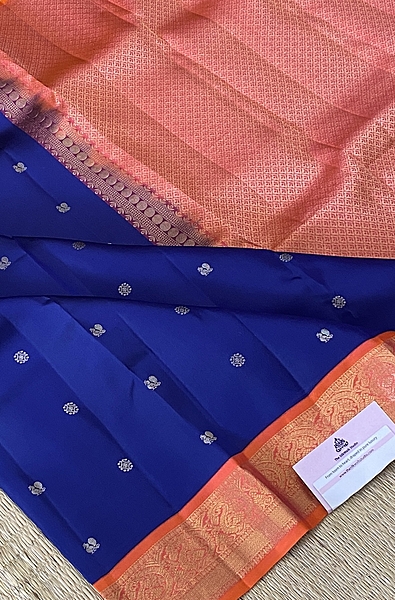 Janaki - The Silk Walk Delights - 23237