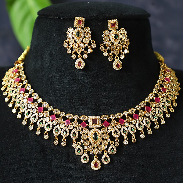 Heart shape diamond Neckpiece