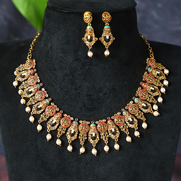 Beautiful diamond Neckpiece