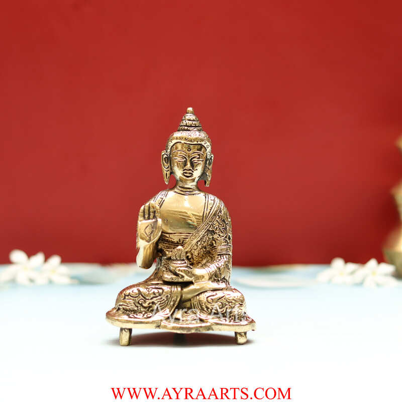 Tranquil Brass Buddha - 6 inch Height