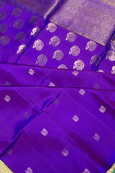 Samyuktha - Peacock butta - 23493