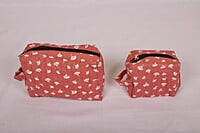 QUILTED TOILETRY KITS