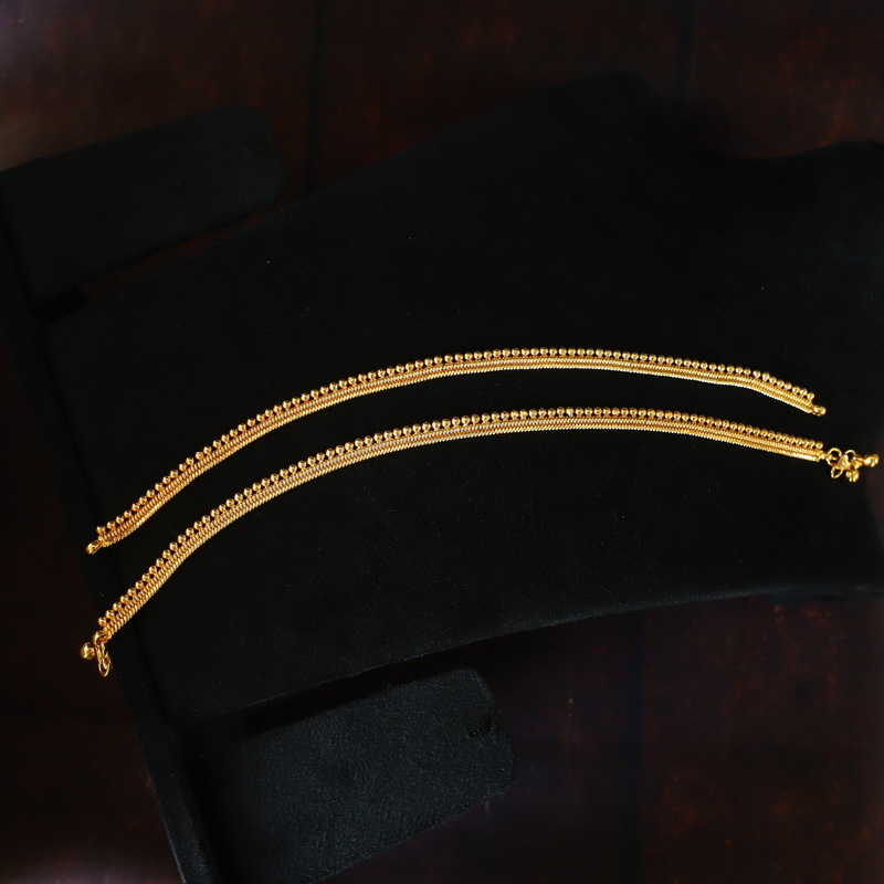 Thin Size Gold Plated Brass Stylish Anklets