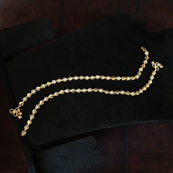 white pearl heart design anklet