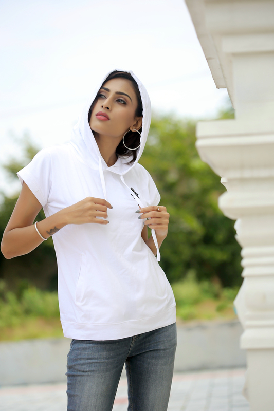 Being Winged - Hooded Top with extended shoulders (White)