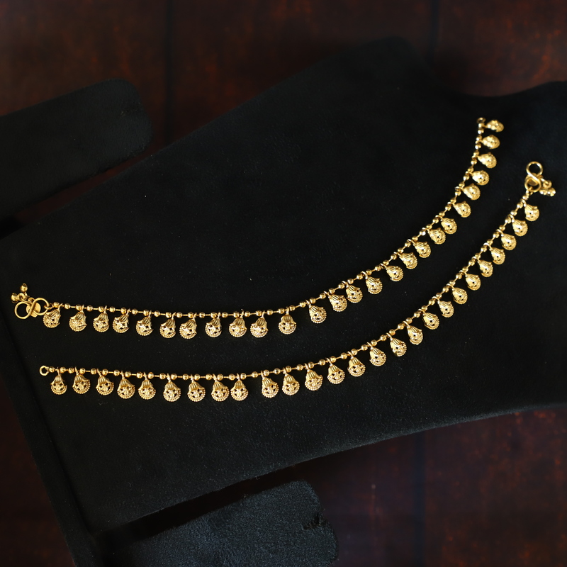 gold finish fancy anklets