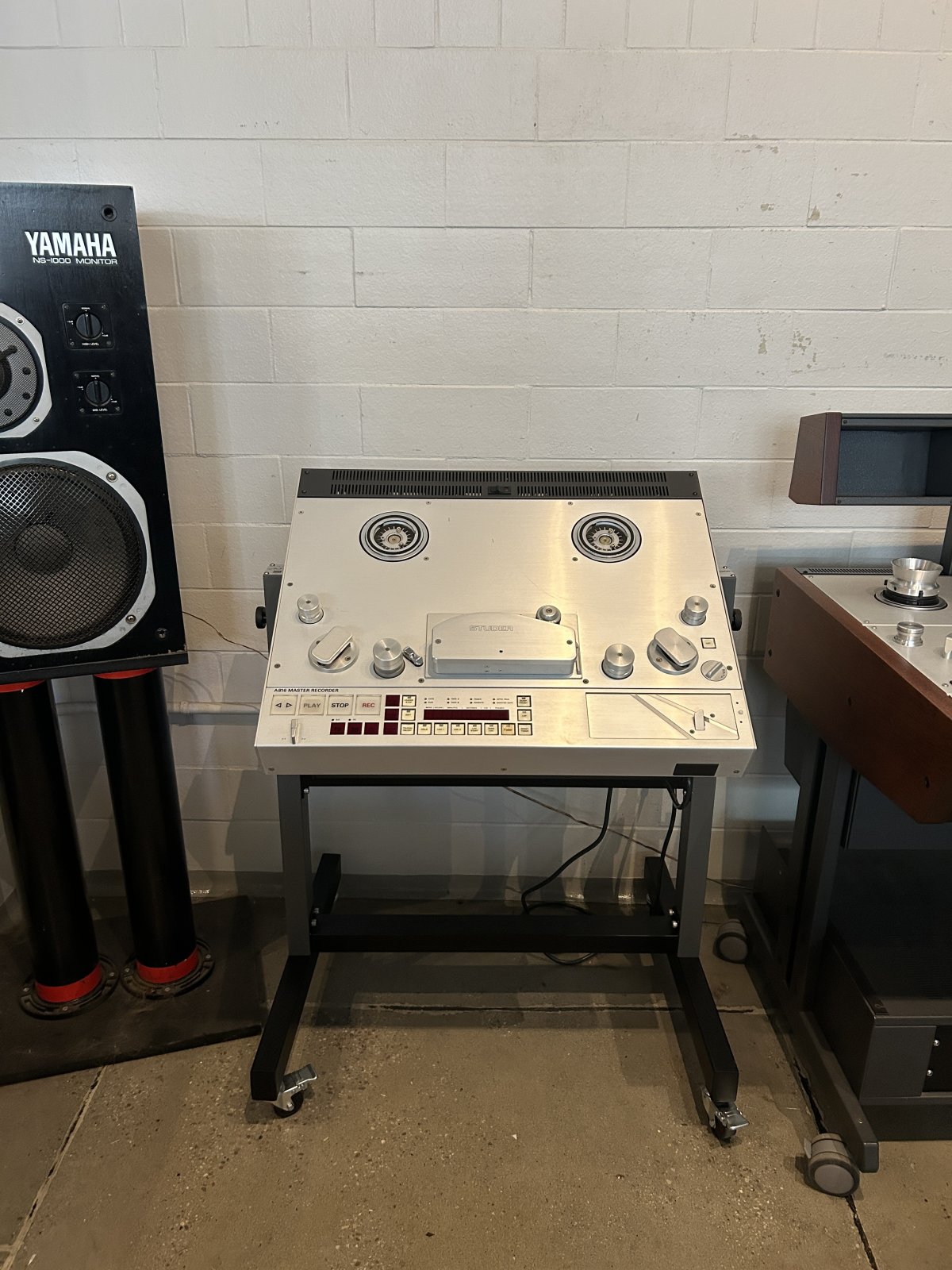 ASW - Studer A816 Tape Recorder - Trolley - A816 ASW - Studer A816 Tape Recorder - Trolley - A816