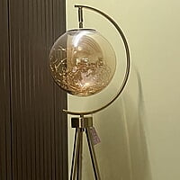 Single Ball Lamp
