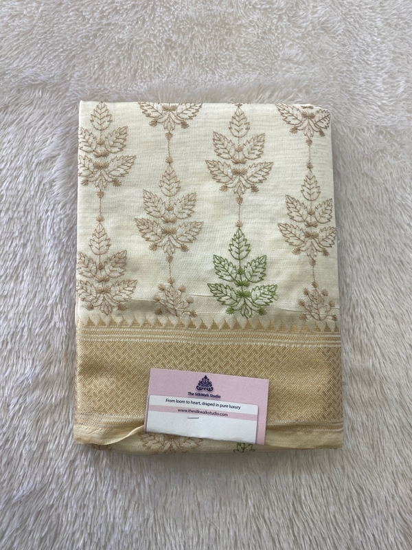 Meenakshi – The Tussar Saree With Leaves Embroidery SWS229