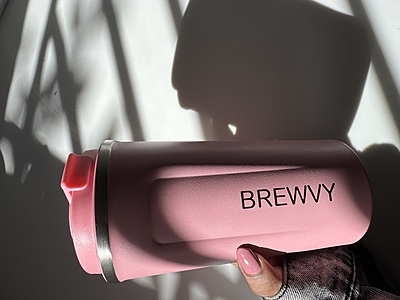 Pistachio - Insulated on the go mug | temperature display | Spill proof |510 mL