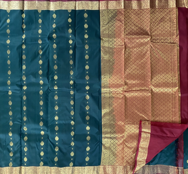 Vaidehi - Border Silk Sarees 8960