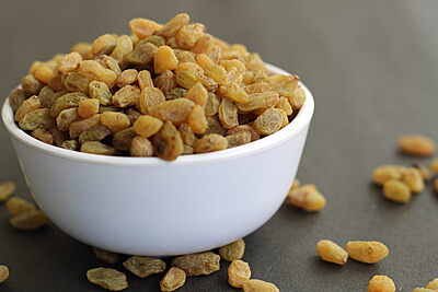 Raisin-Green (Afghan) Raisin-Green (Afghan)