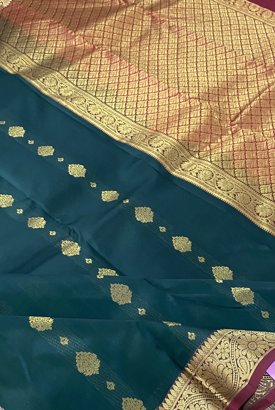Vaidehi - Border Silk Sarees 8960