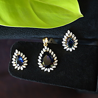 kopuram type diamond pendant earring set