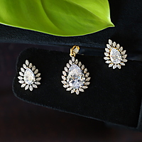 kopuram type diamond pendant earring set