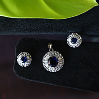 Rubi Victorian Pendant