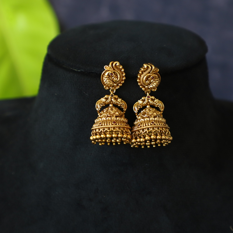 gold replica Earing Set