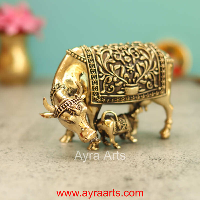 Premium Brass Cow And Calf 3 Inch Height