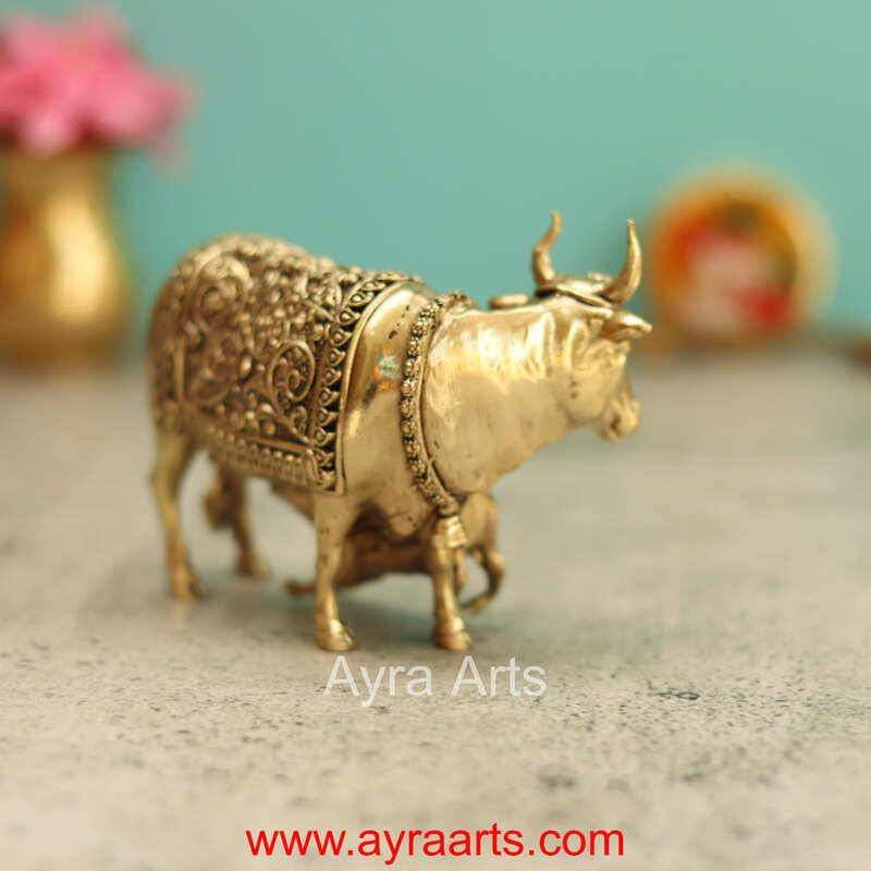 Premium Brass Cow And Calf 3 Inch Height