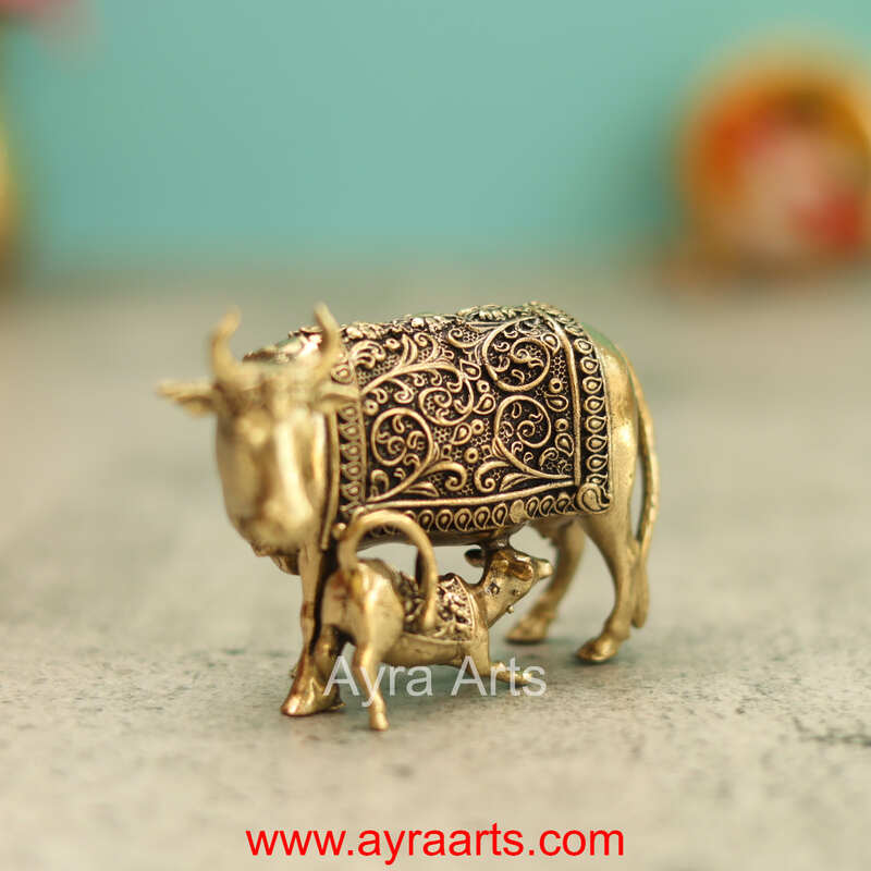 Premium Brass Cow And Calf 1.5 Inch Height