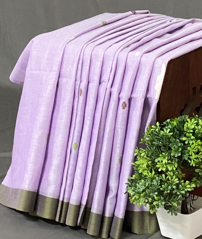 Tanu – The Handloom Jamdani Saree in Floral Design 19062