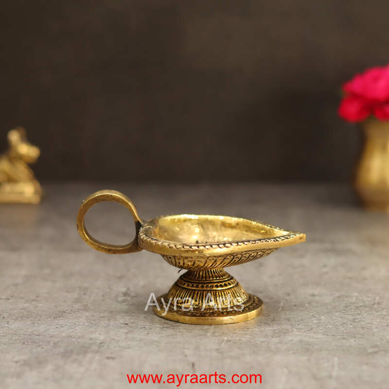 Brass Ethnic Leaf Design Diya with Handle Holder for Pooja - 2.5 inch Height