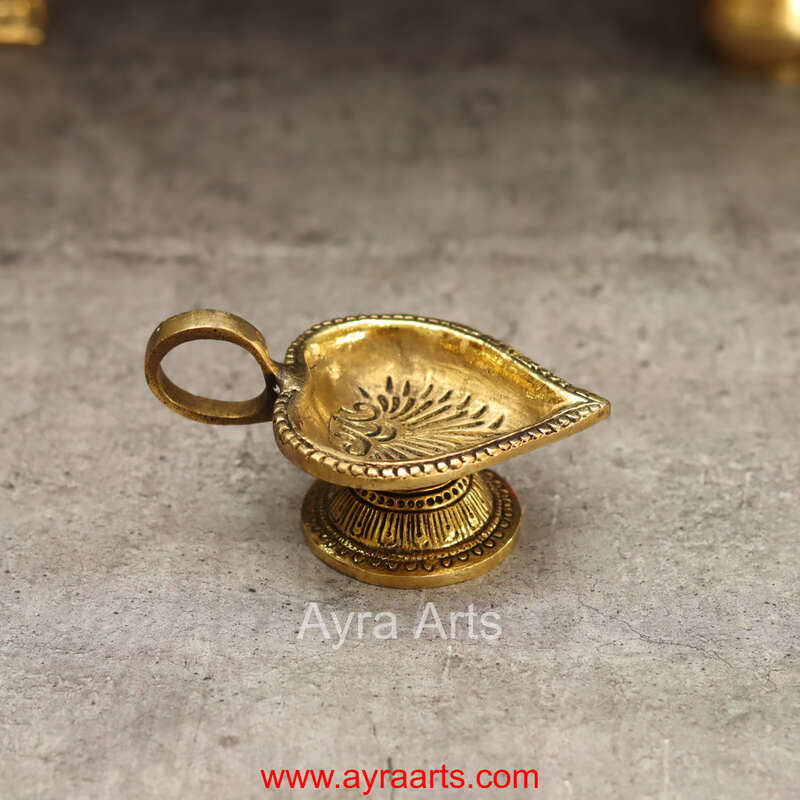 Brass Ethnic Leaf Design Diya with Handle Holder for Pooja - 2.5 inch Height