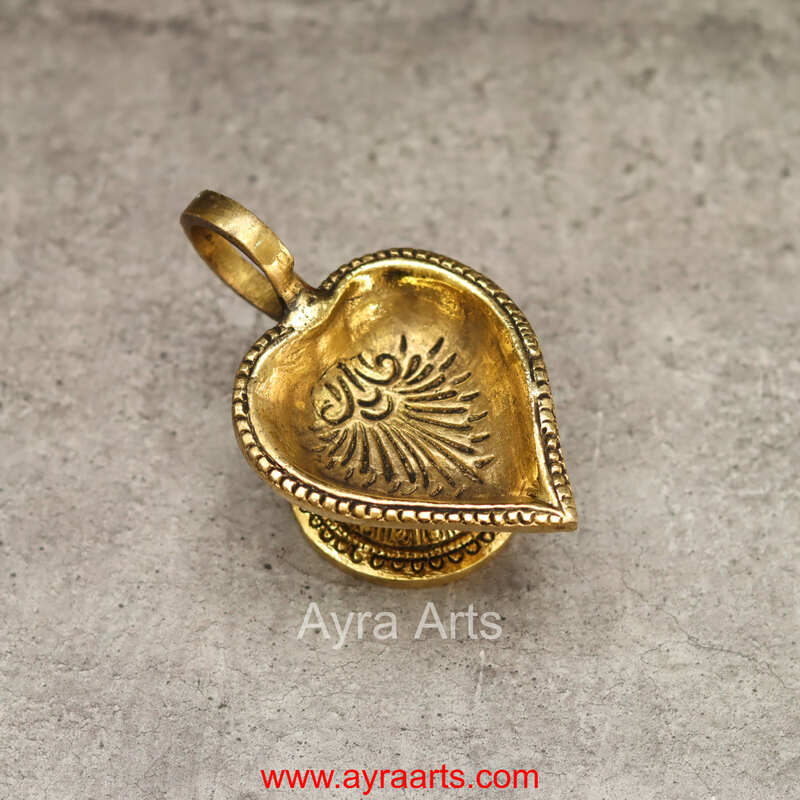Brass Ethnic Leaf Design Diya with Handle Holder for Pooja - 2.5 inch Height