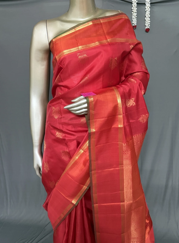 Sundari – Signature of the SilkWalk Exclusives 18652