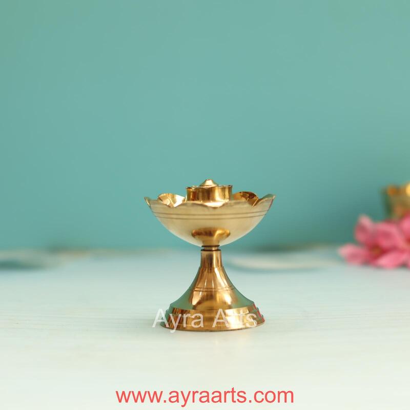 Brass Agardan/Agarbatti Stand - Elegant Incense Stick Holder - Aromatic Ambiance Enhancer - 2.5 Inch Height