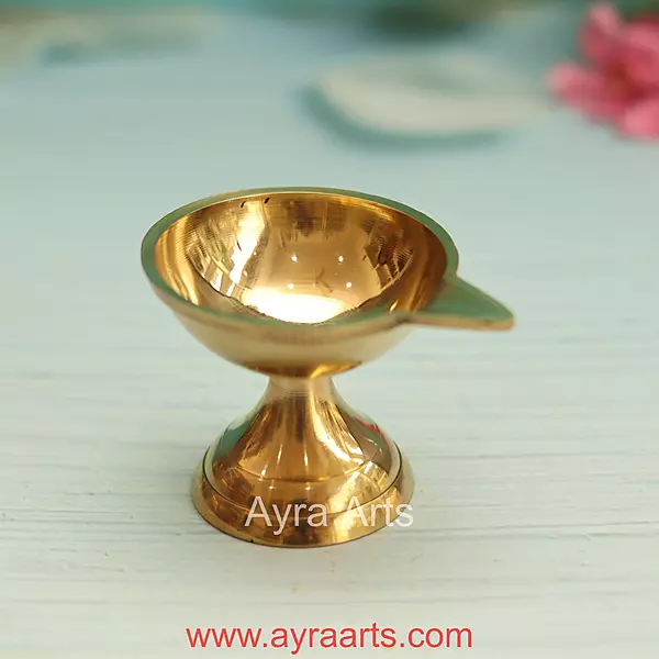 Simple Traditional Brass Plain Nanda Gold Diya for Puja